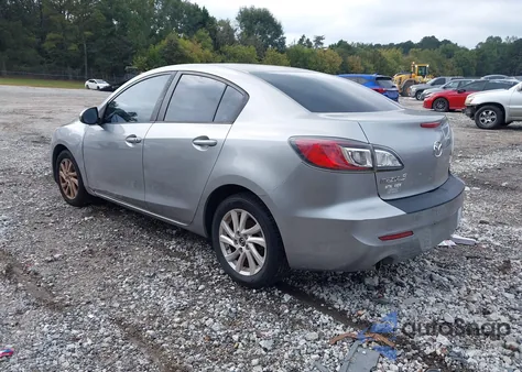 2013 Mazda Mazda3 I Grand Touring z USA, uszkodzony, nr VIN JM1BL1W79D1722710